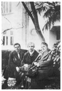 1969. З жонкай і маці